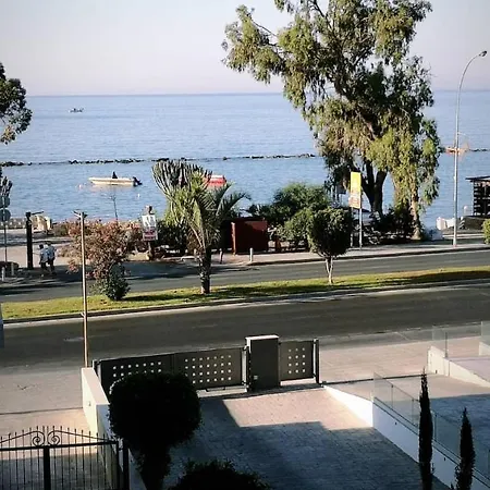 Beachfront Amazing New *