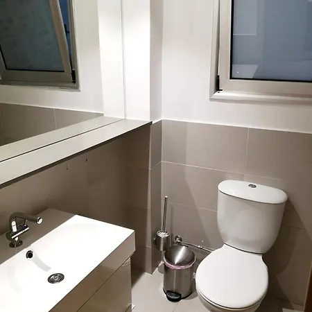 Апартаменты Beachfront Amazing New