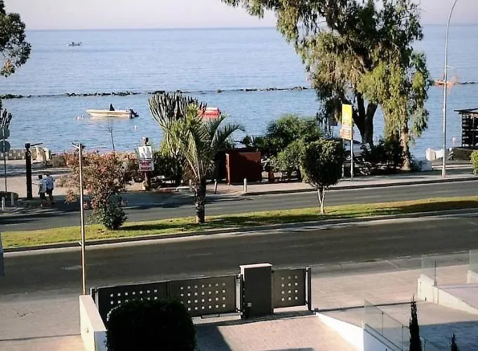 Beachfront Amazing New *